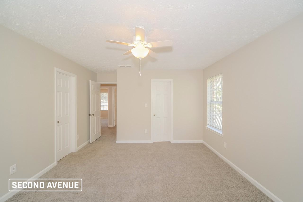 135 Cactus Ln E - Photo 4 of 16