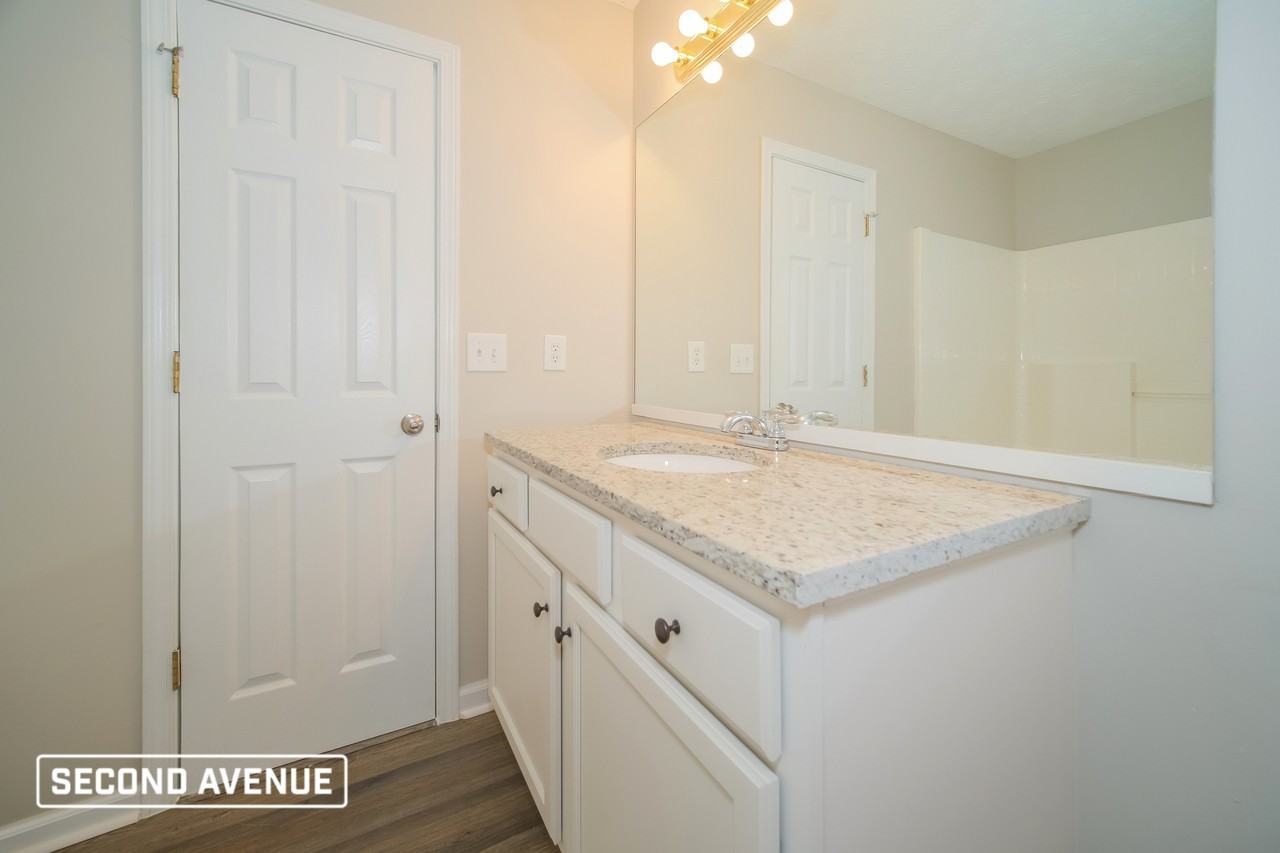 135 Cactus Ln E - Photo 5 of 16