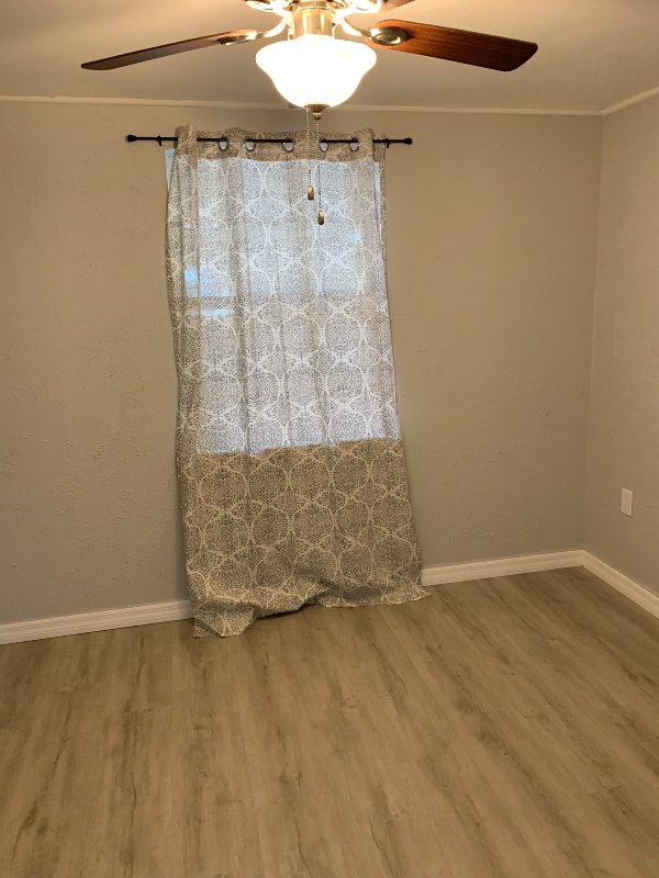 1116 17th St W - Photo 3 of 11