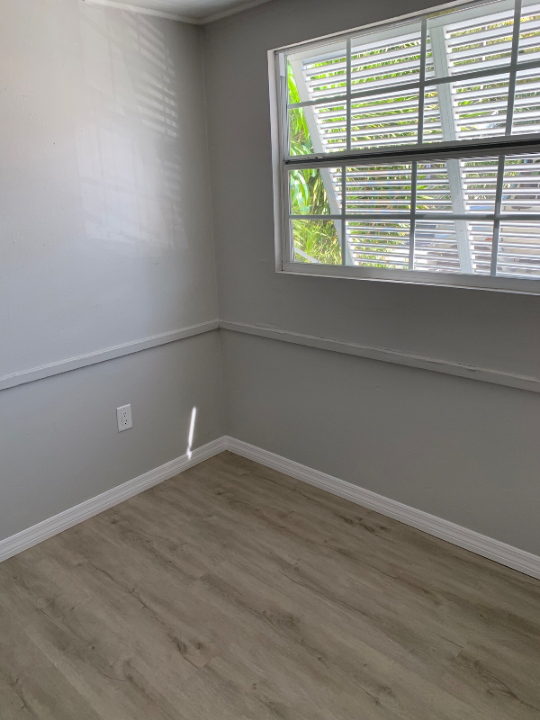 1116 17th St W - Photo 4 of 11