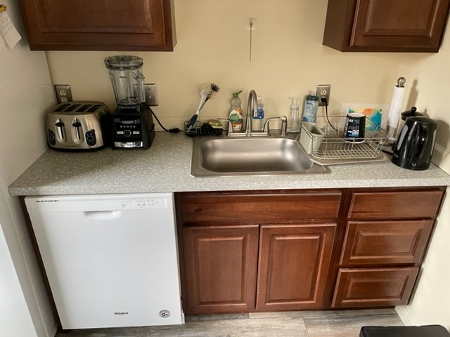 6517 Northumberland St - Photo 2 of 9