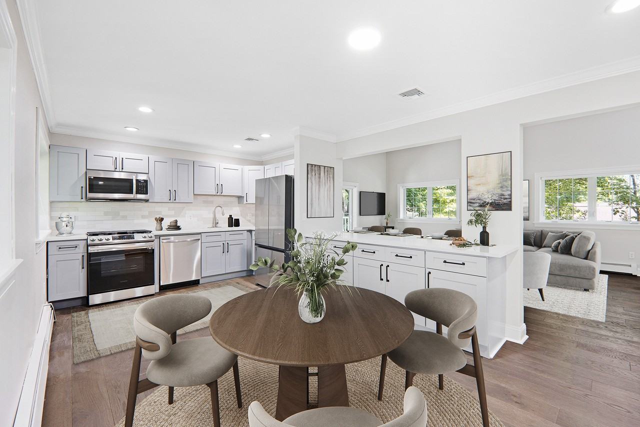 Greenwich Place - Photo 4 of 45