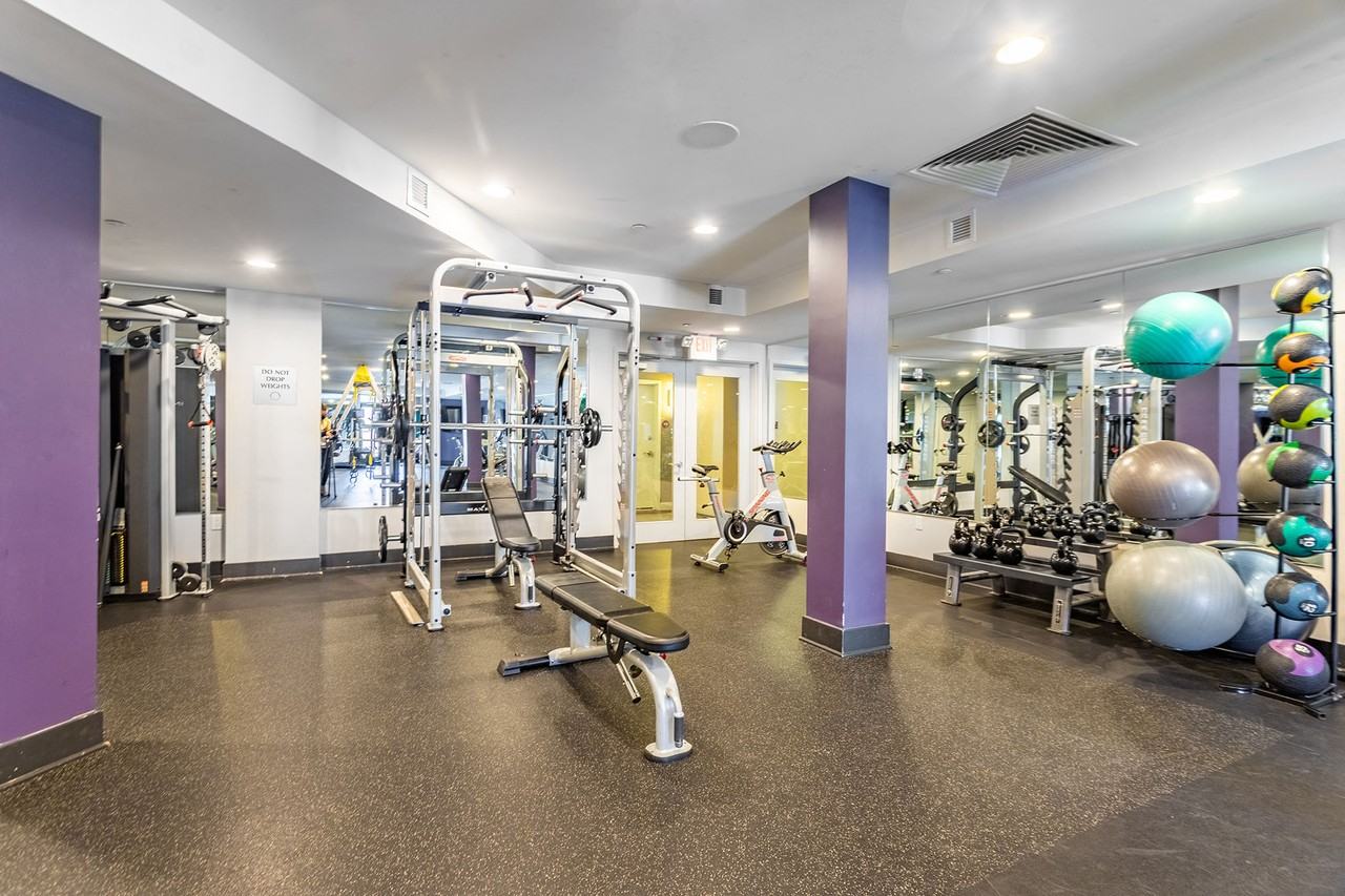 Valley and Bloom - Photo 5 of 26