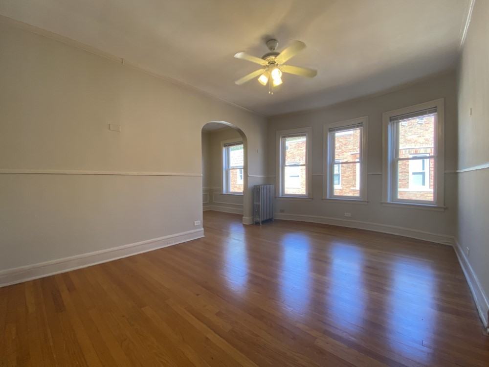 1261 W Argyle - Photo 5 of 35