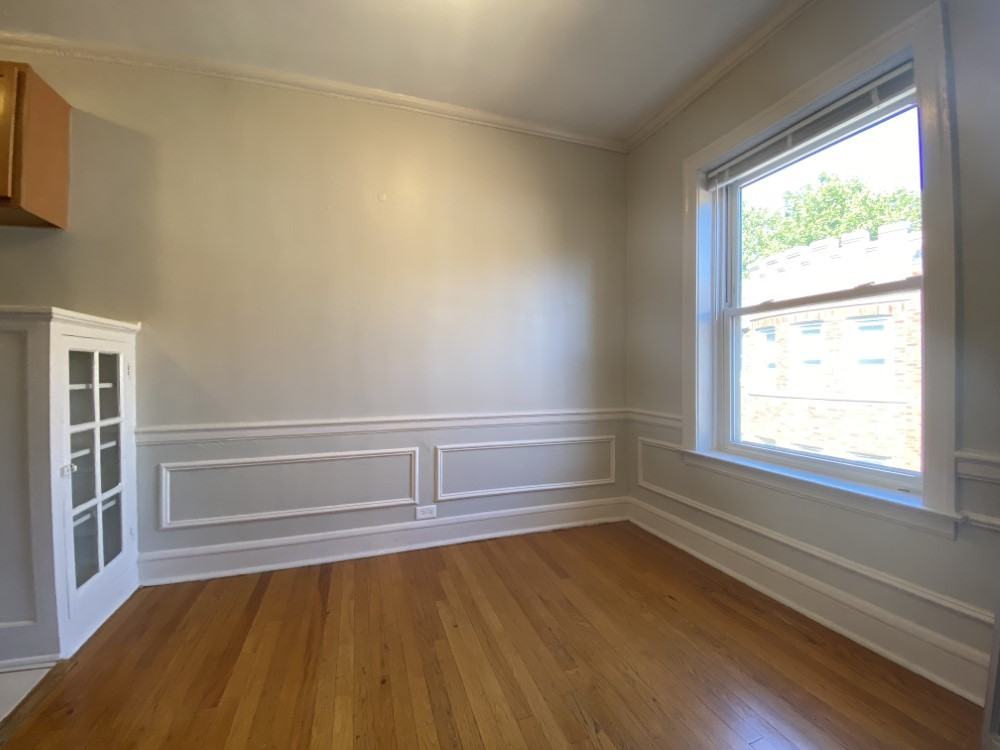 1261 W Argyle - Photo 7 of 35