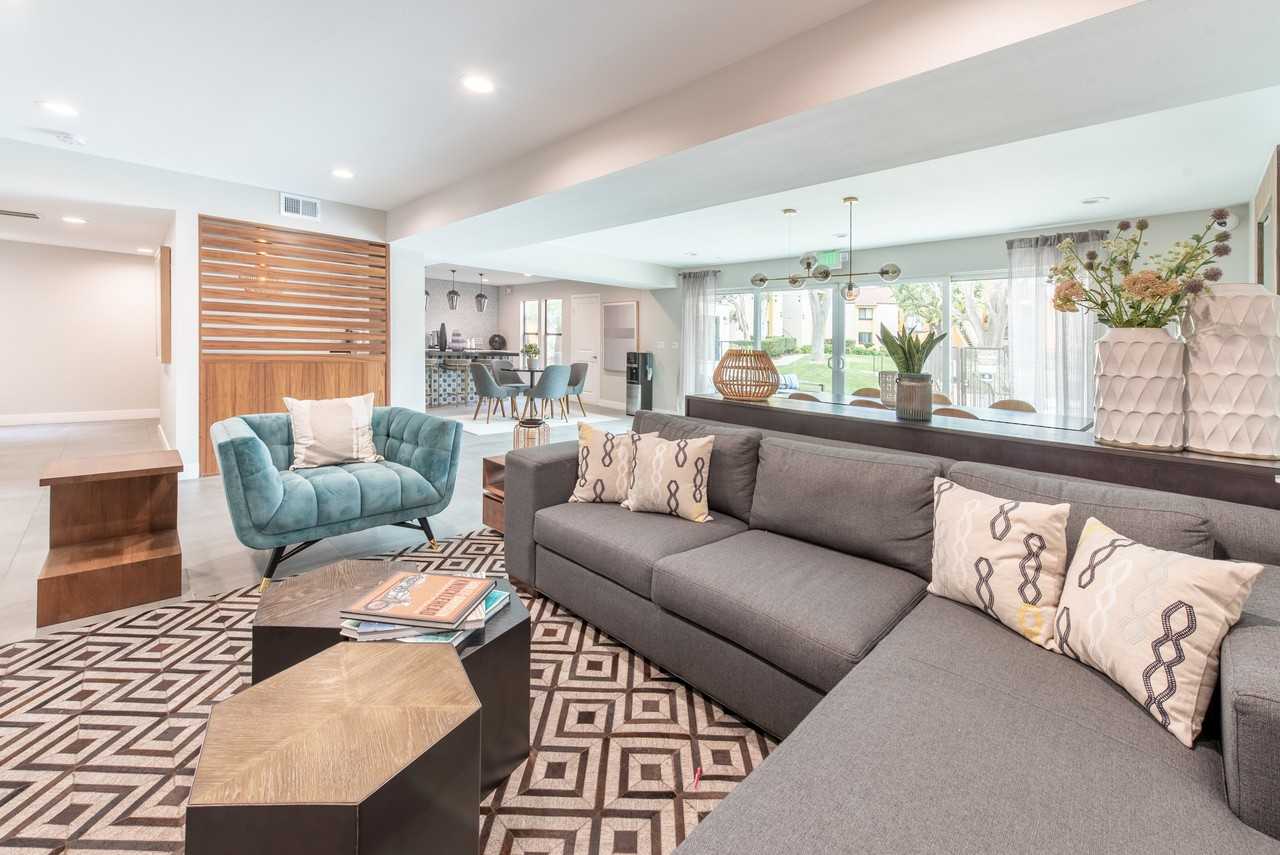 Capes at Ventura - Photo 3 of 30