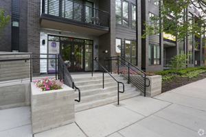 featured image of 1620 Central St