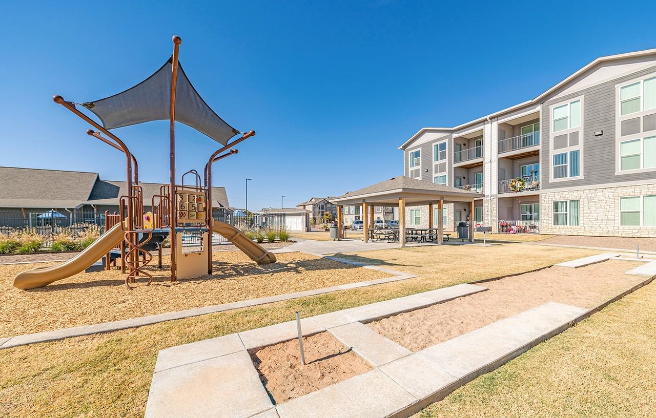 Ventura at Tradewinds - Photo 3 of 38