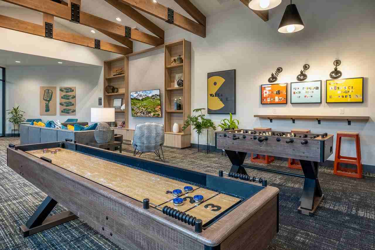 Meridian Pointe - Photo 5 of 24