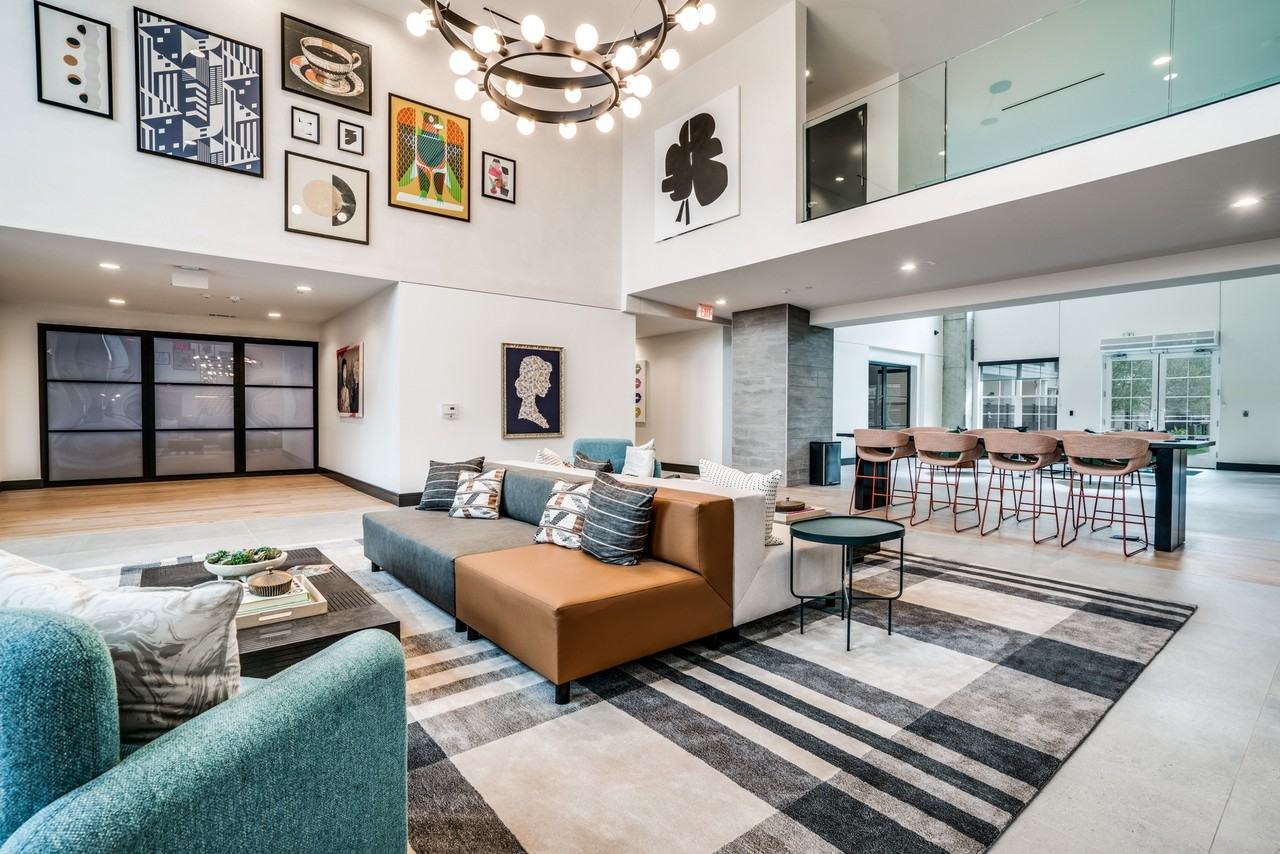 Epoch on Eagle - Photo 4 of 27