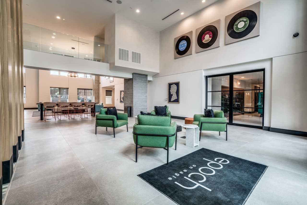 Epoch on Eagle - Photo 5 of 27