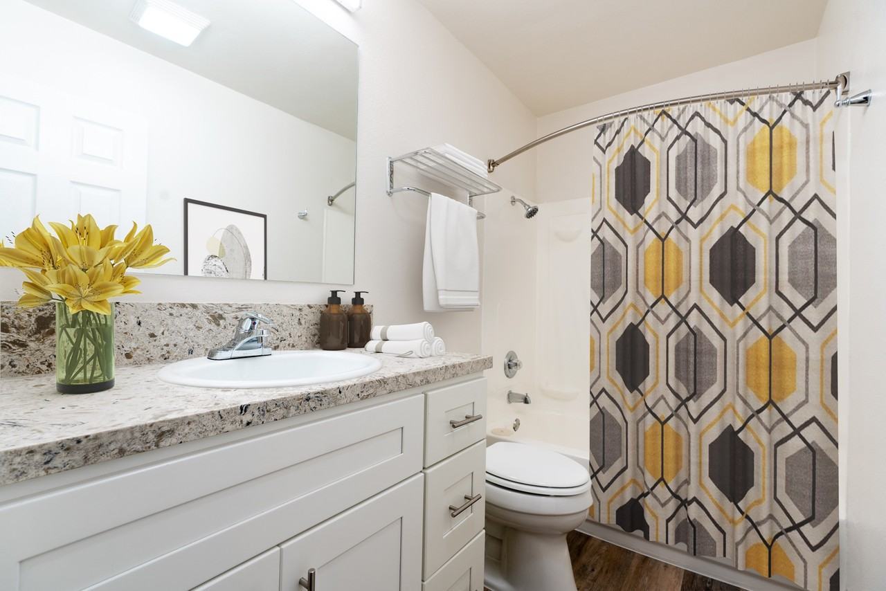 California Villages Pico Rivera - Photo 6 of 36