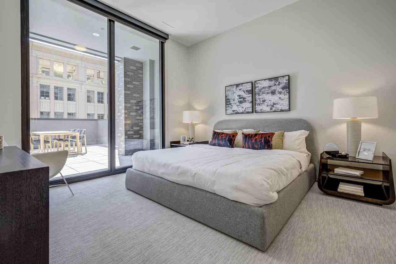 Residences at Market Station - Photo 4 of 20