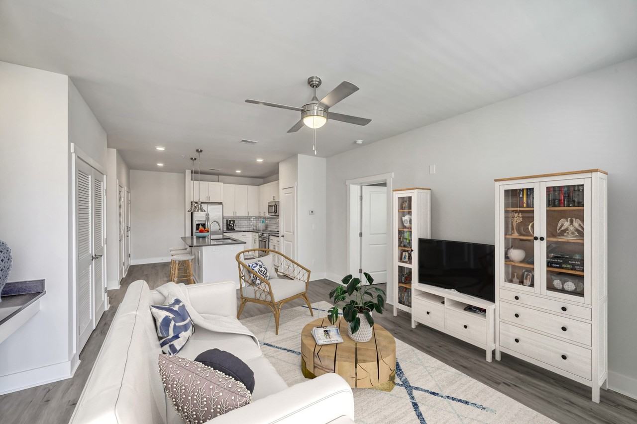 The Charles - Photo 3 of 15