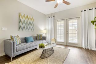 La Veranda at Polly Lane Apartments - Photo 1 of 1