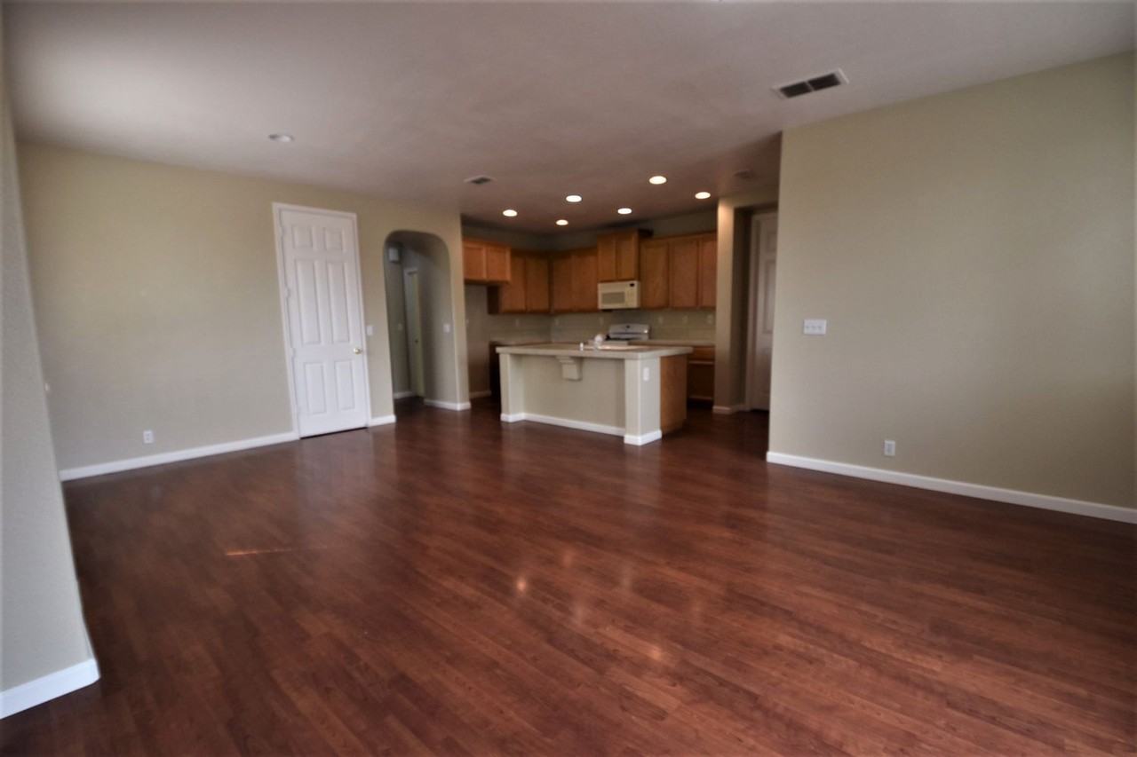 2475 Independence Trl - Photo 3 of 14
