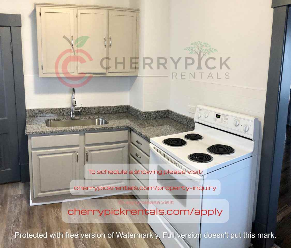 2318 North 33rd Street - Photo 2 of 27
