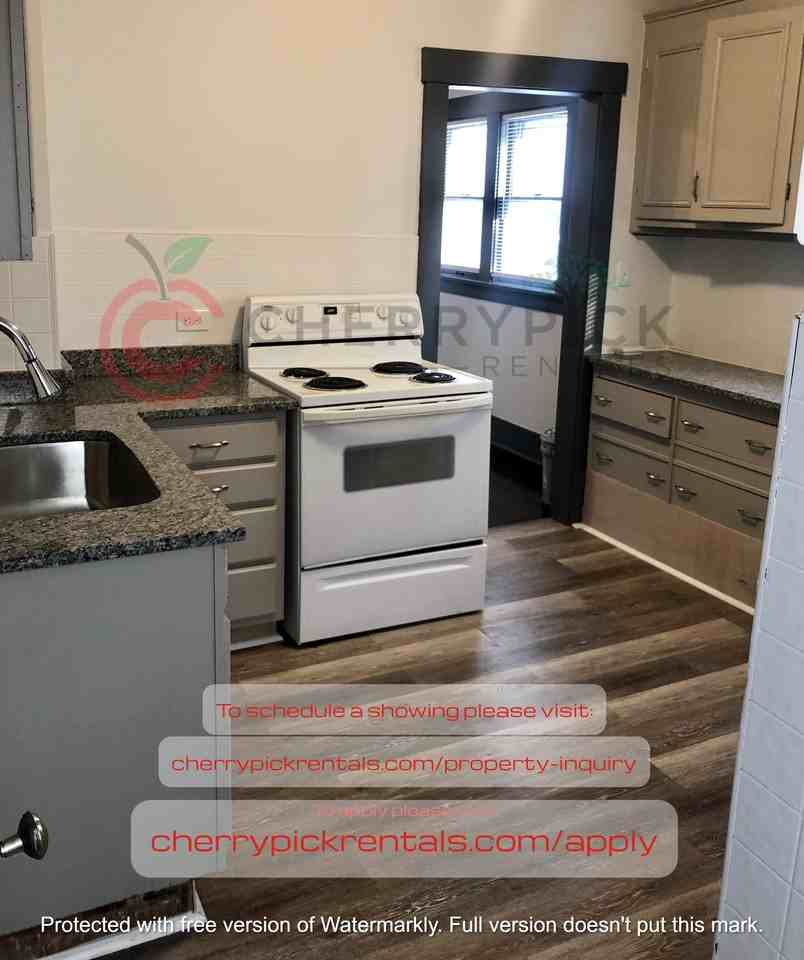 2318 North 33rd Street - Photo 3 of 27
