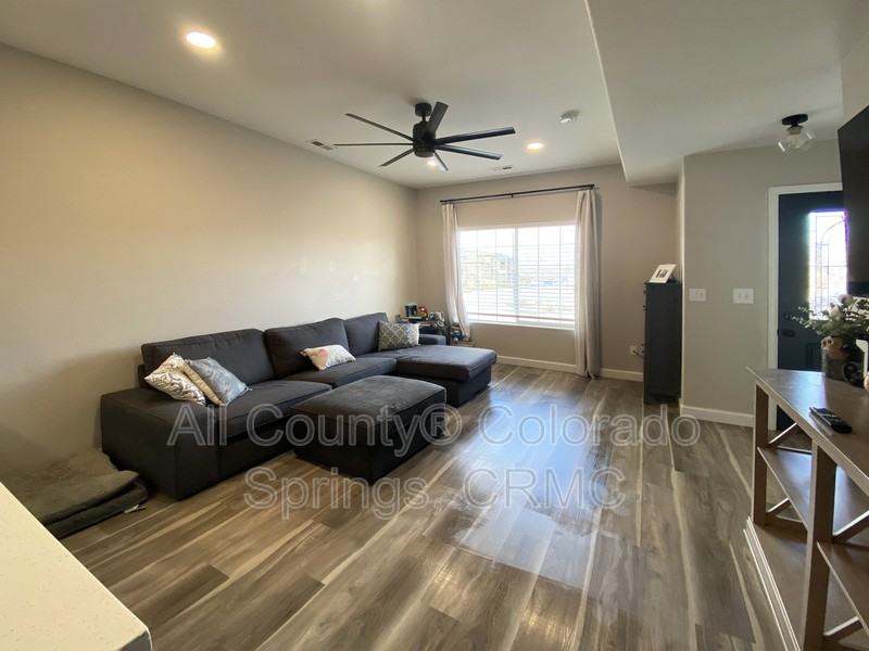 1762 Grand Overlook St - Photo 2 of 28