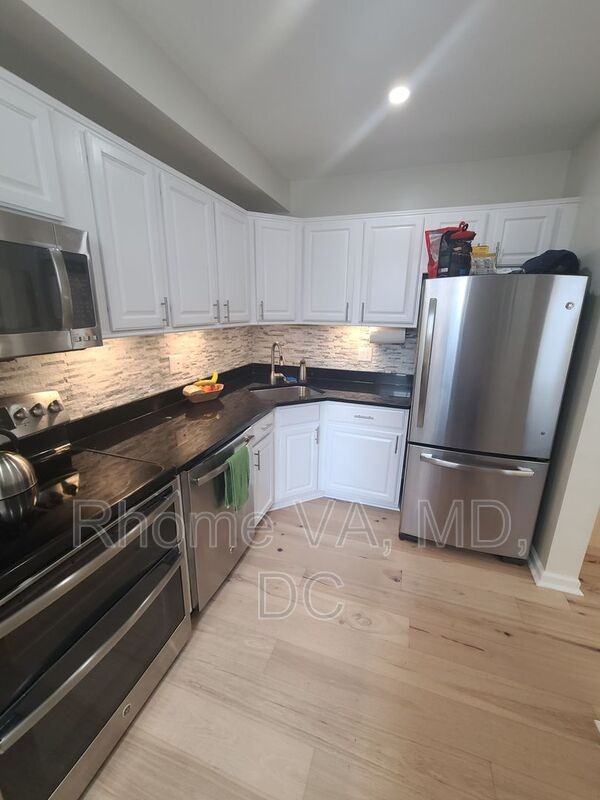 1909 Key Blvd #552 - Photo 3 of 6