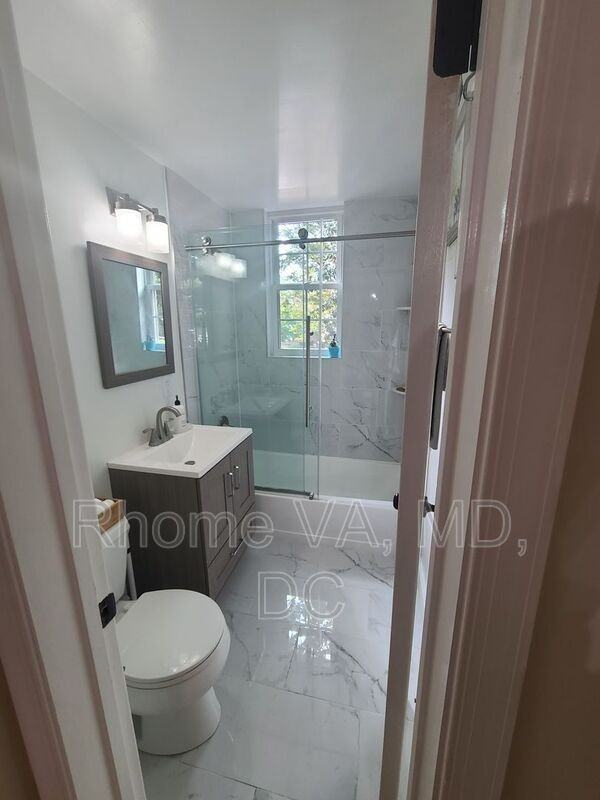 1909 Key Blvd #552 - Photo 6 of 6