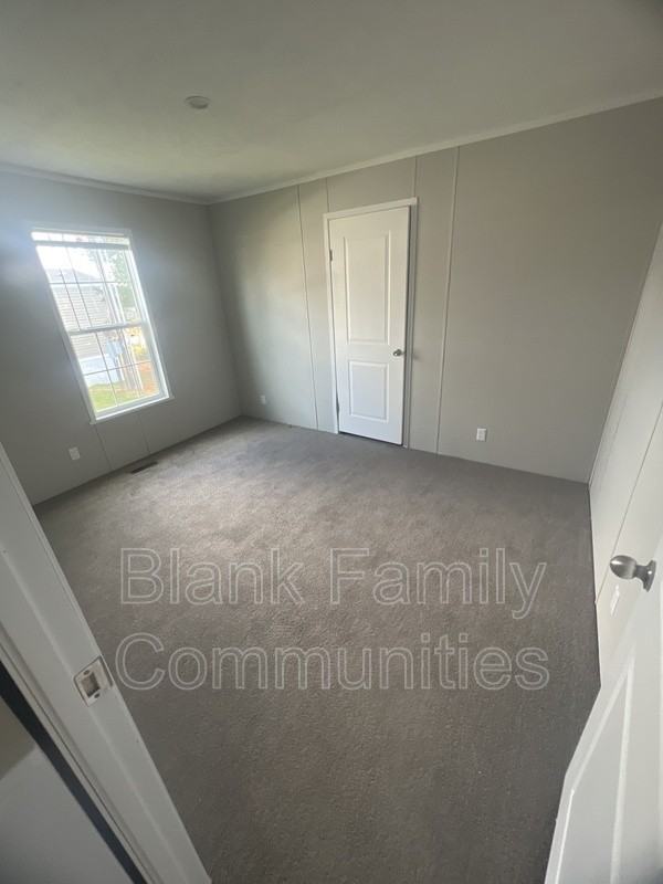 3250 Maysville Pike - Photo 3 of 8