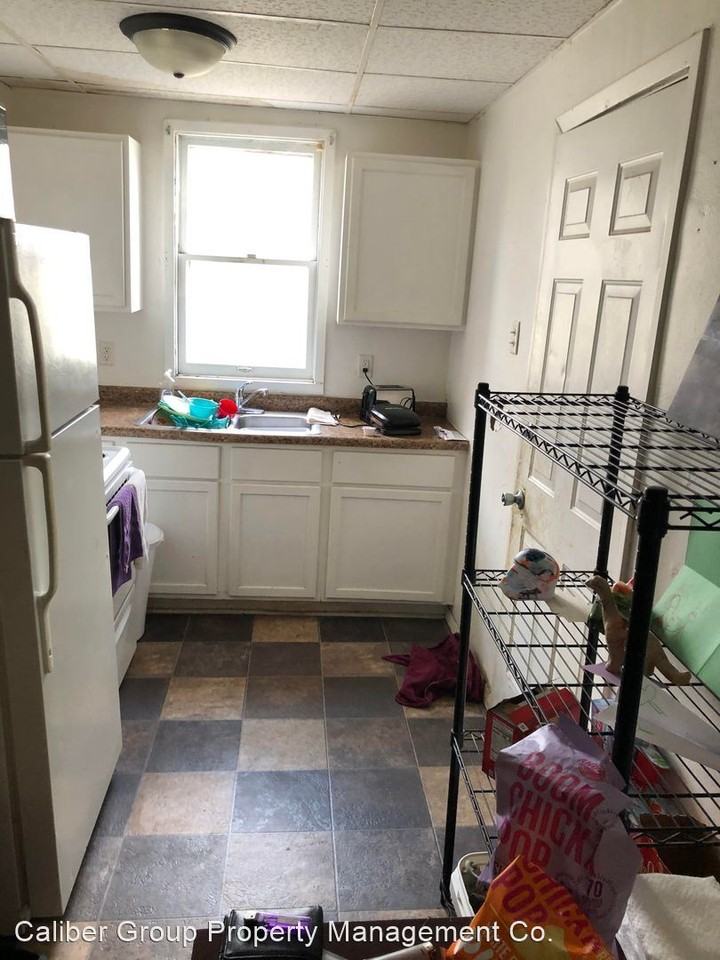 76 Mulberry St - Photo 3 of 15