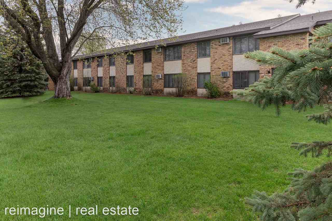 2520 Fairoak Ave - Photo 3 of 24