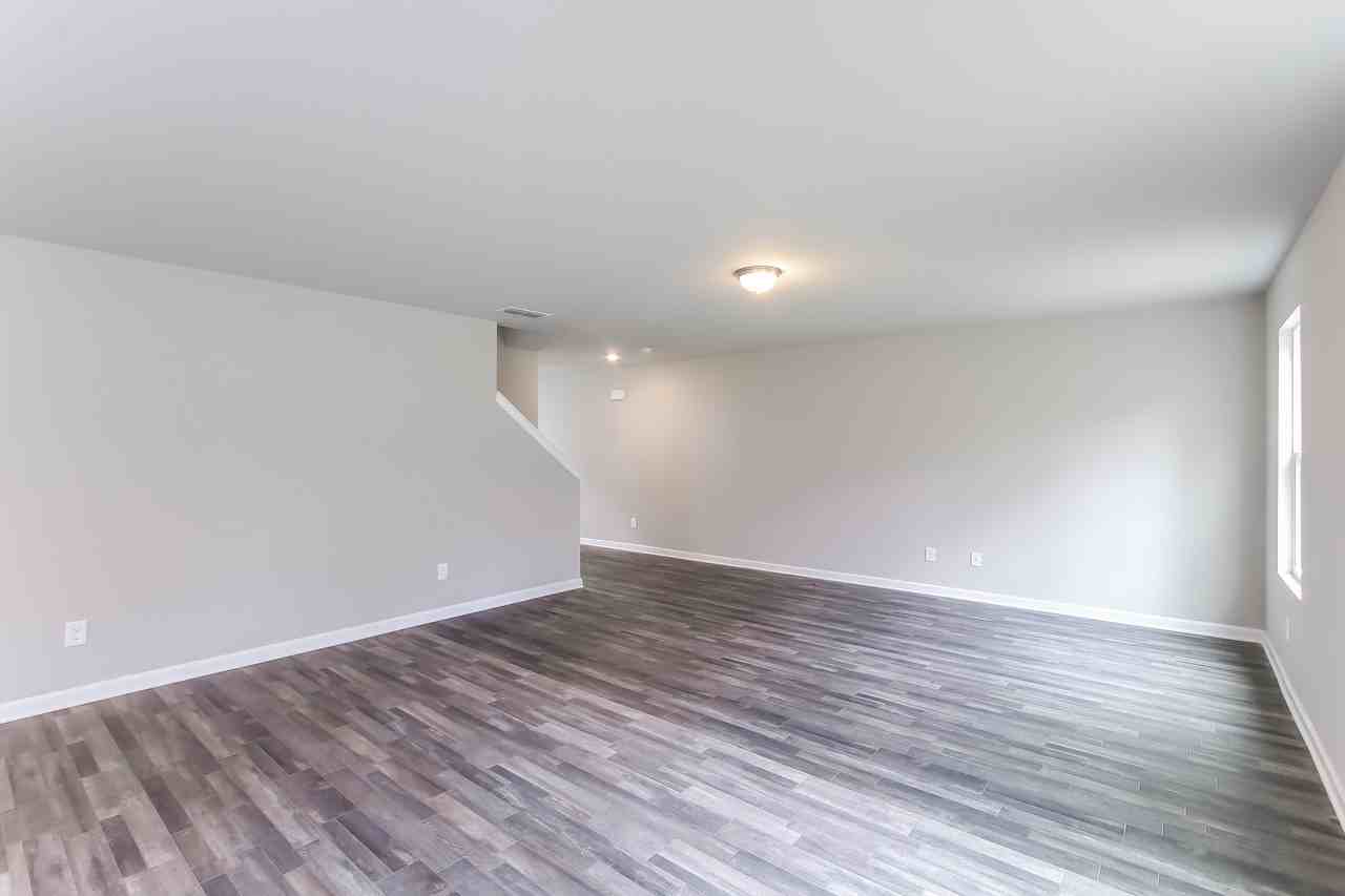 205 Cheyenne Way - Photo 3 of 22
