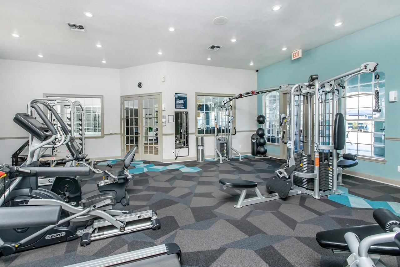 Club at Danforth - Photo 4 of 50