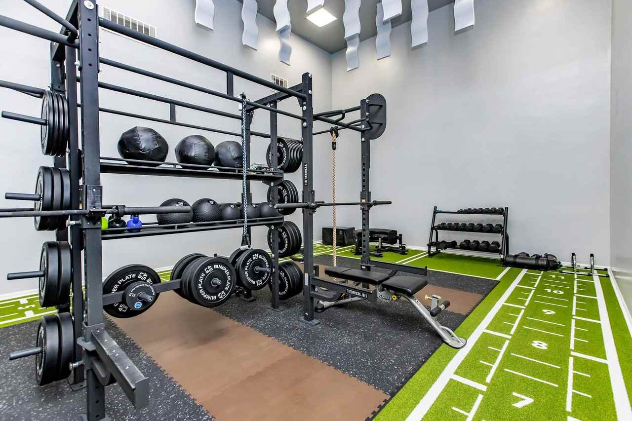 Club at Danforth - Photo 7 of 50