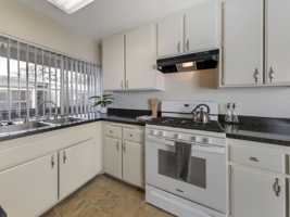 featured image of 477 E Bonita Ave