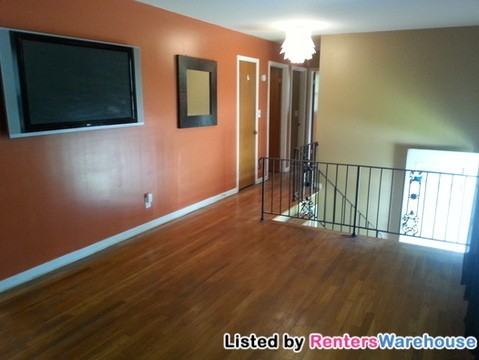 3211 Panorama Dr - Photo 3 of 15