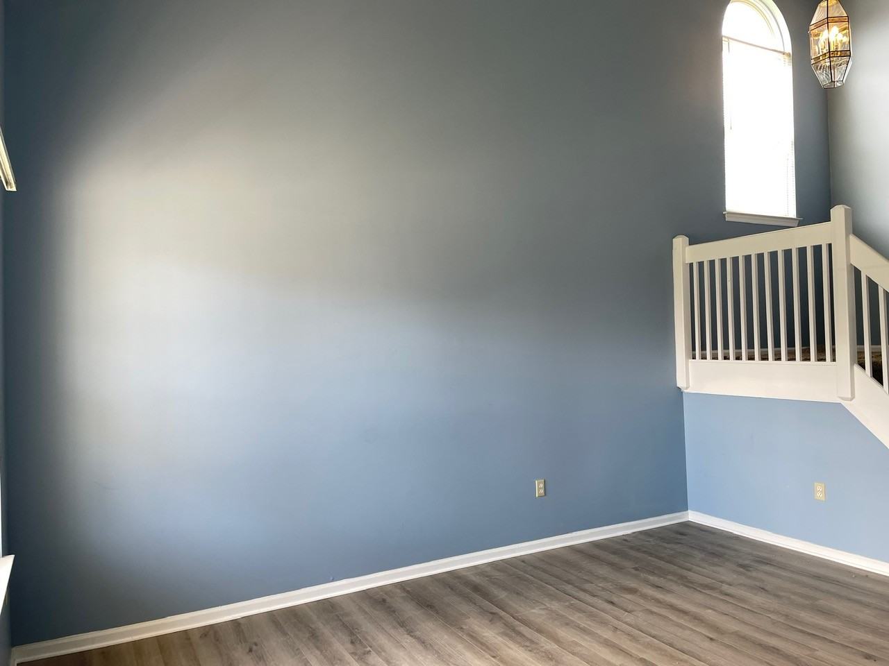 113 Trafalgar Dr #1 - Photo 3 of 46