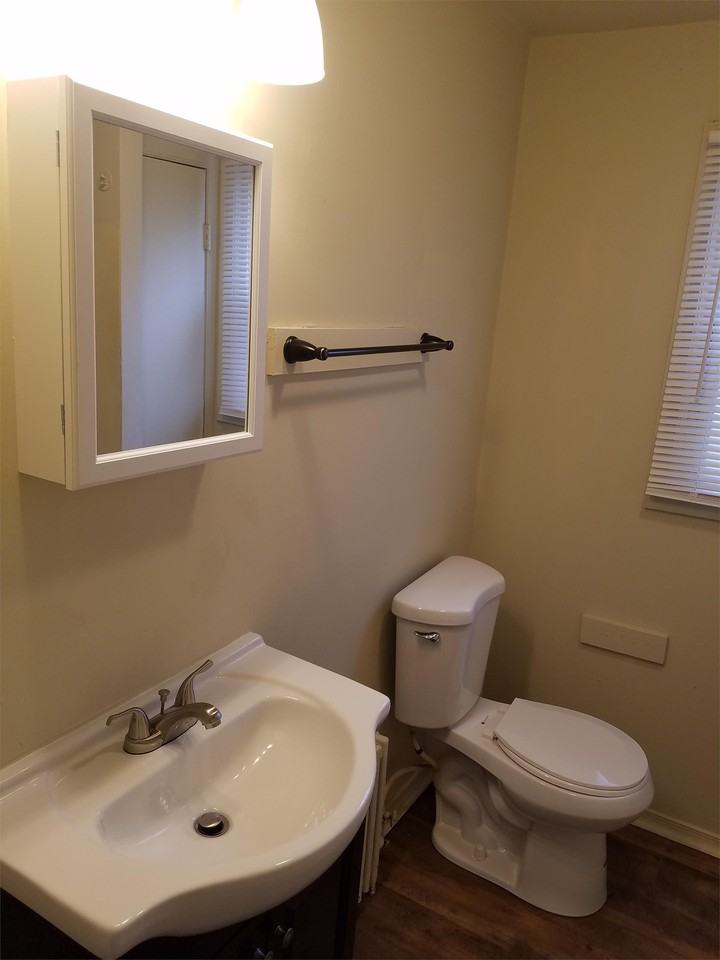 55 Church St #F - Photo 3 of 34