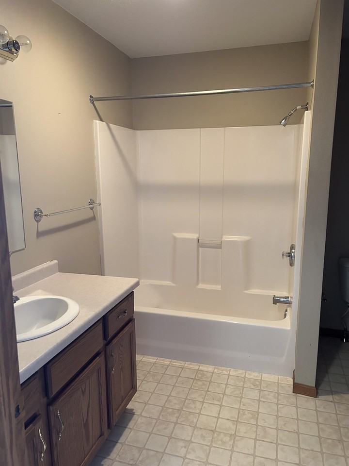 1010 Pumphouse Rd #3 - Photo 4 of 27