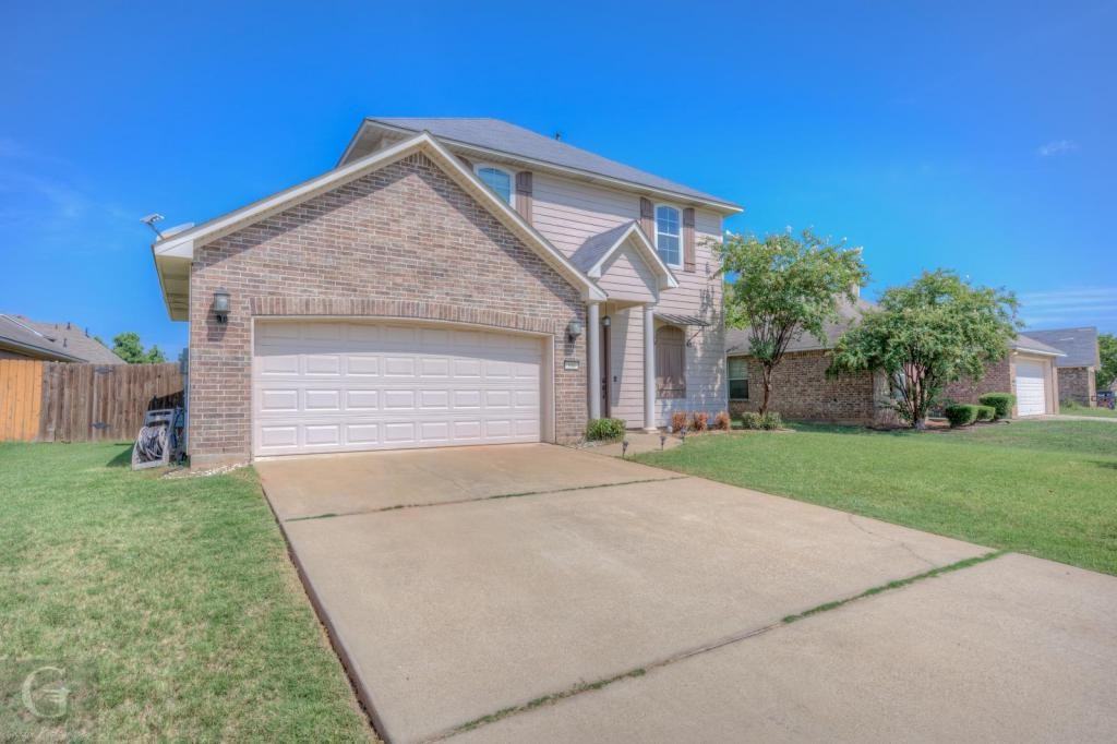 506 Linnhurst Dr - Photo 2 of 16