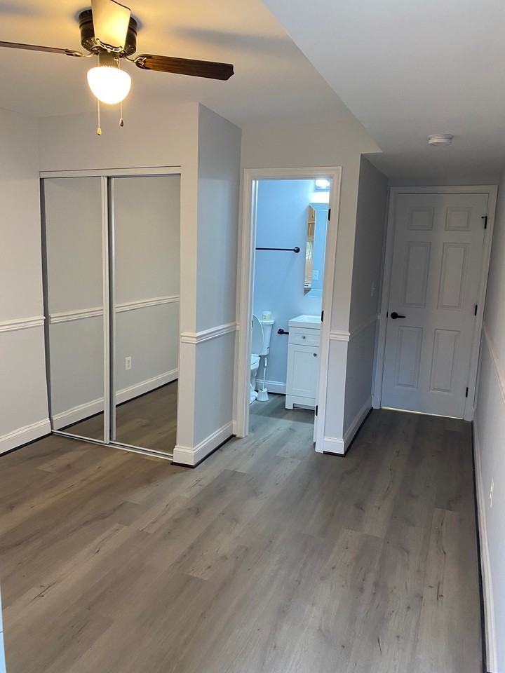 1025 North Carey Street - Photo 7 of 9