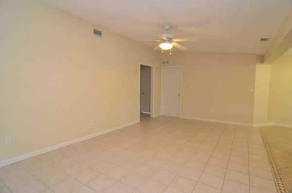 8856 67th St - Photo 2 of 21