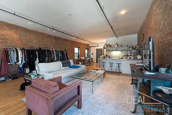 337 Kent Ave #4G - Photo 3 of 9