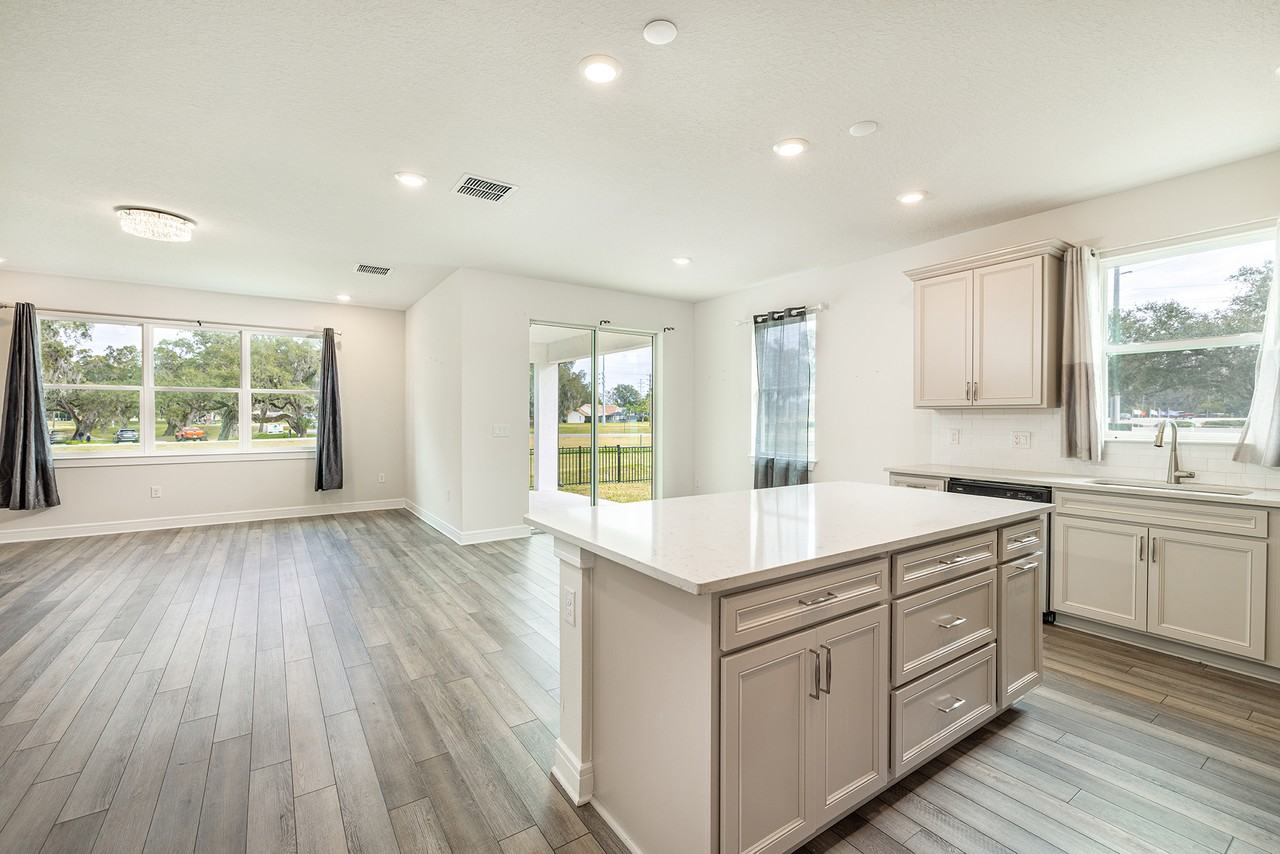 36959 Highland Meadows Ct - Photo 2 of 13