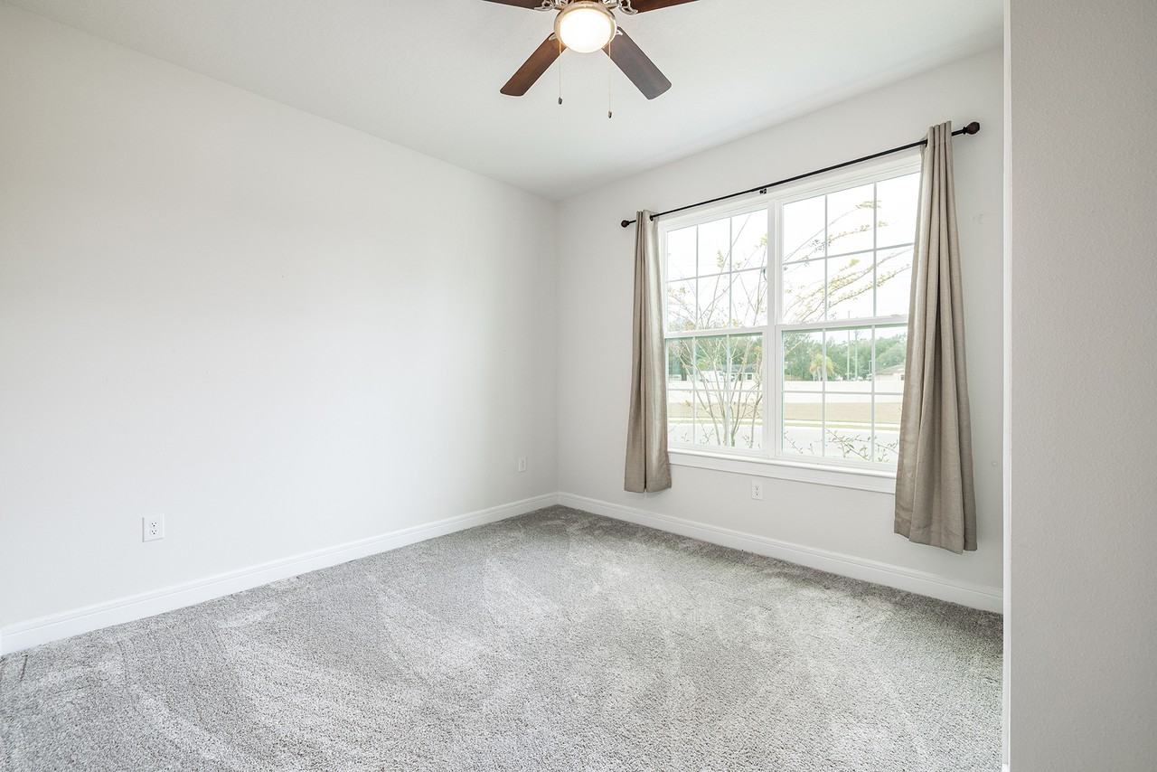 36959 Highland Meadows Ct - Photo 3 of 13