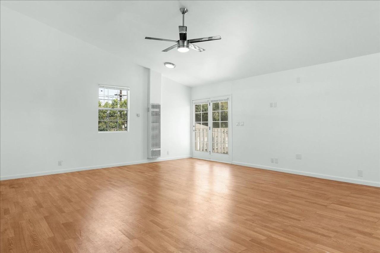 107 S Aviation Blvd #BACK - Photo 2 of 30