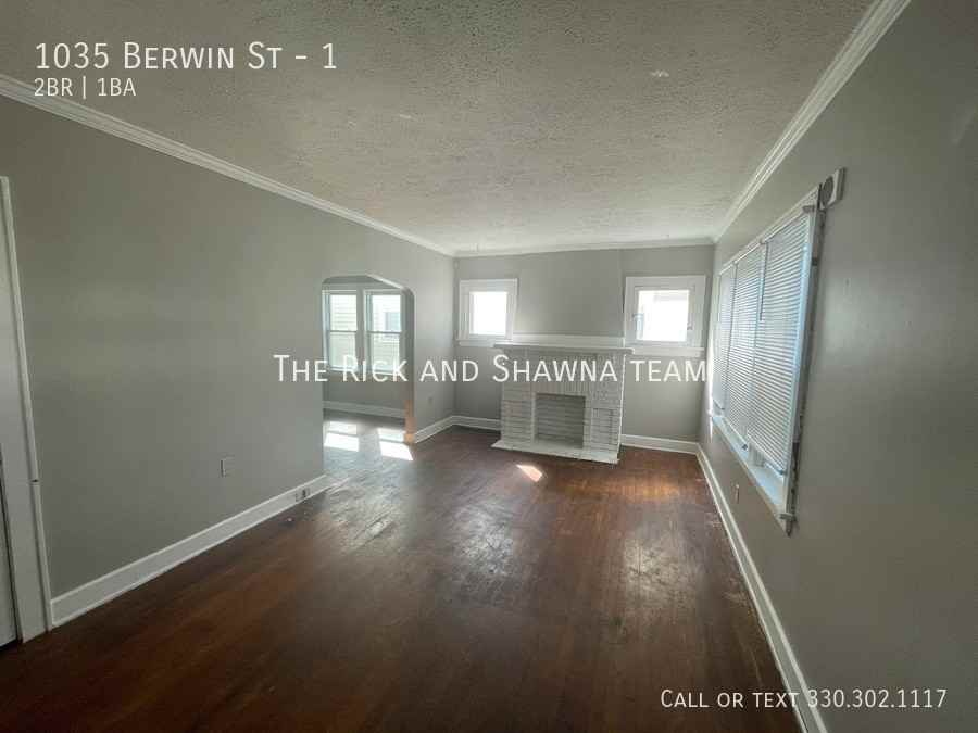 1035 Berwin St #1 - Photo 2 of 11