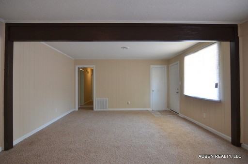 2419 Southdale Dr - Photo 3 of 16