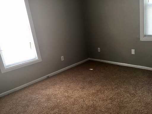 646 Charles Ave #2 - Photo 2 of 5