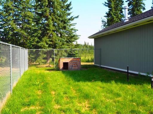 2830 Garnet Dr - Photo 2 of 14