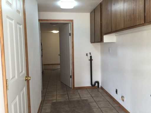 303 N Front St - Photo 3 of 17