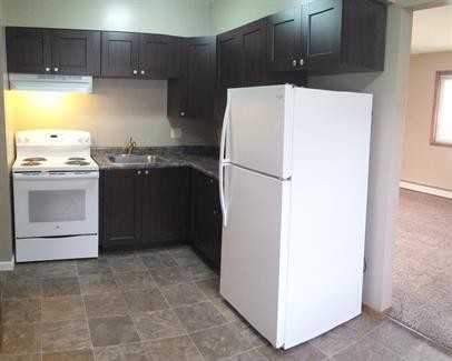 Maple Apartments - Photo 2 of 4