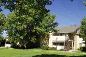 Cambridge Court - Photo 2 of 17